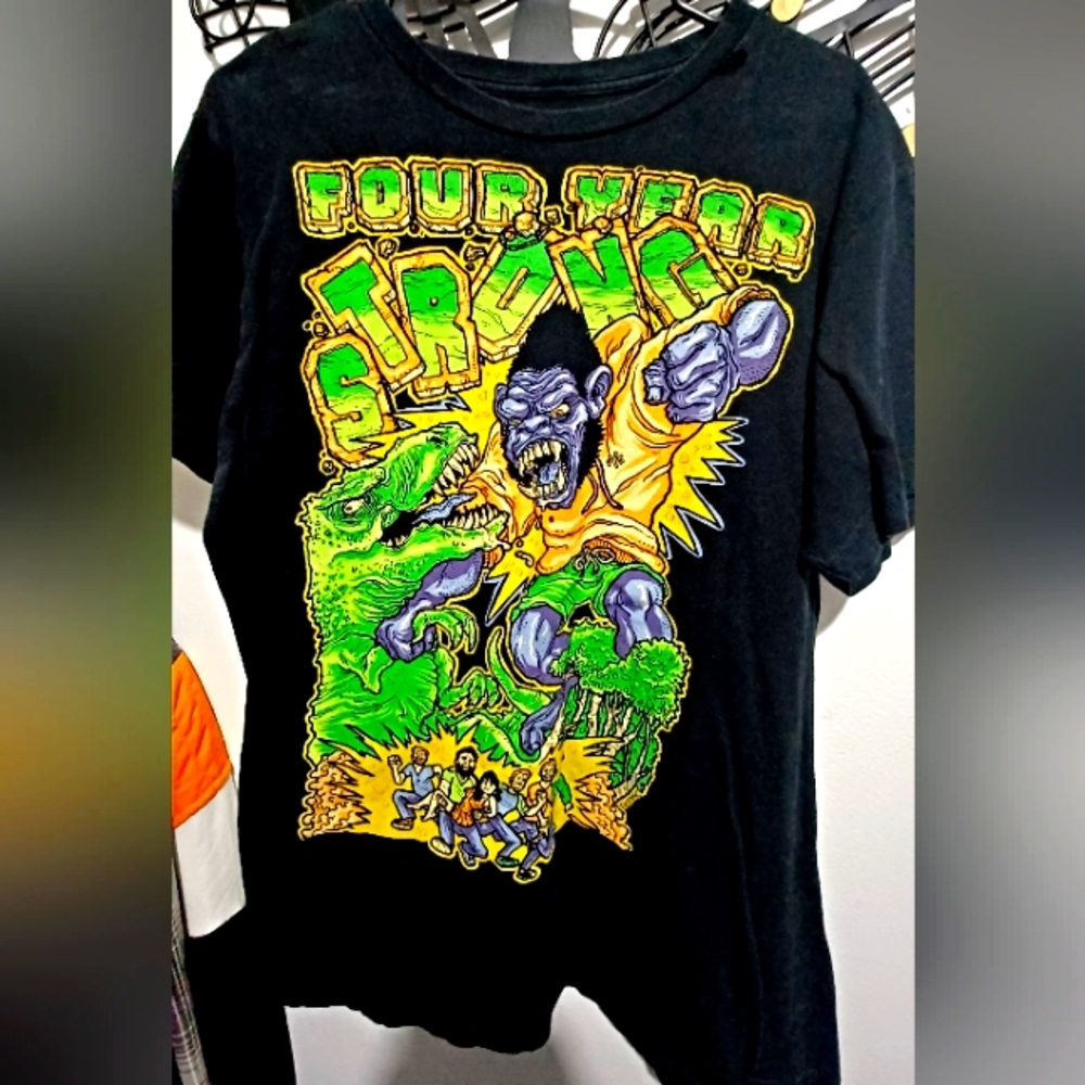 Four Year Strong Dino Ape Brawl Band Tee Men's Large Slimfit from Hot Topic